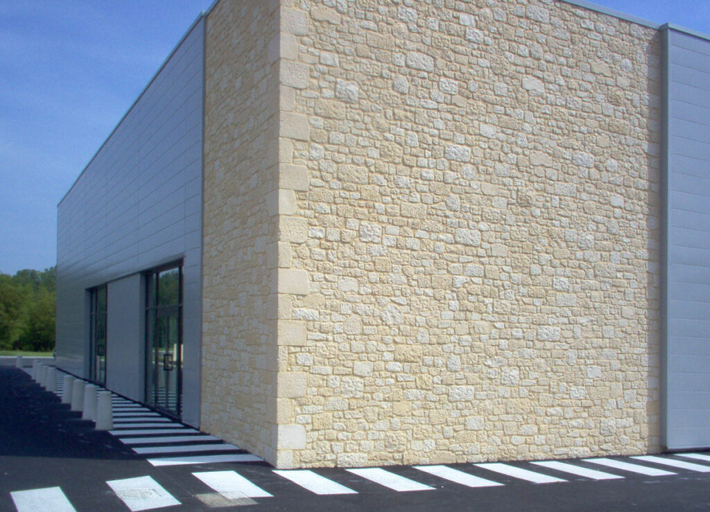 Décoration de mur de magasin en pierres de parement